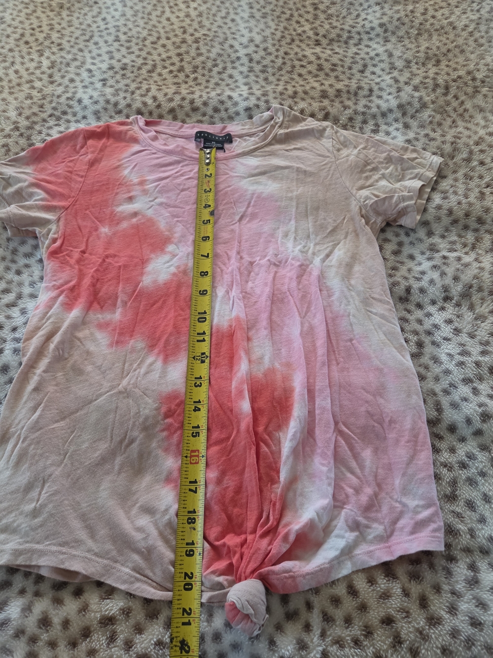 Sanctuary Pink and Beige Tie-Dye Knot Front Tee - Picture 5 of 8